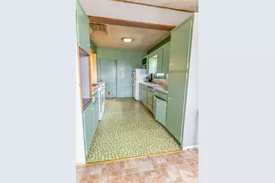 9452 Matney Way, Klamath Falls, OR 97603 - Photo 38