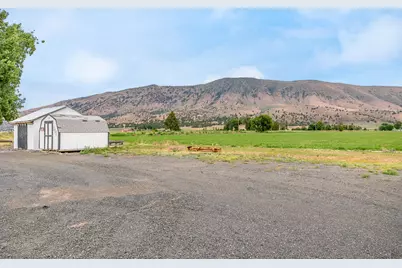 9452 Matney Way, Klamath Falls, OR 97603 - Photo 70