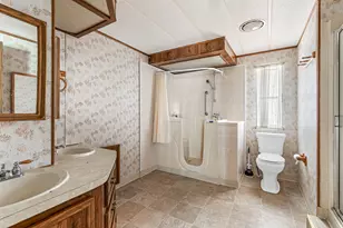 363 Kitty Dr, Eagle Point, OR 97524 - Photo 20