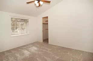 2567 NE Rosemary Dr, Bend, OR 97701 - Photo 14