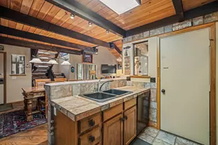 17693 Tennis Village Ct, Sunriver, OR 97707 - Photo 8