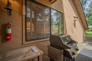 17693 Tennis Village Ct, Sunriver, OR 97707 - Photo 40