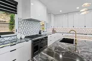 664 NW Powell Butte Loop, Bend, OR 97703 - Photo 14