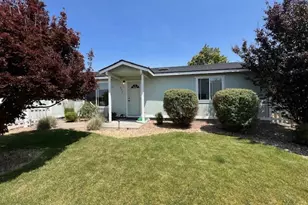 822 Scenic Loop, Culver, OR 97734 - Photo 2
