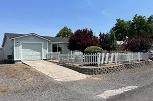 822 Scenic Loop, Culver, OR 97734 - Photo 4