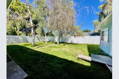 5817 Alva Avenue, Klamath Falls, OR 97603 - Photo 32