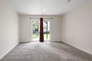 438 NW 19th St, Redmond, OR 97756 - Photo 18