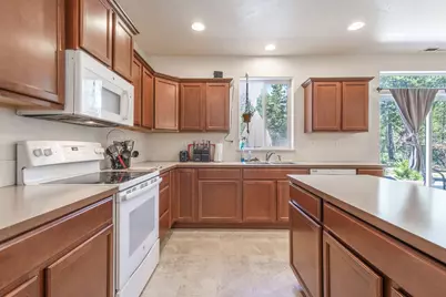 53090 Day Road, La Pine, OR 97739 - Photo 14