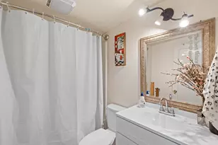 284 E Main St, Eagle Point, OR 97524 - Photo 12