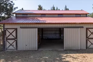 19723 Buck Canyon Rd, Bend, OR 97702 - Photo 36