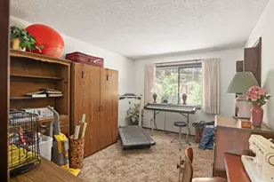 1625 Crow Rd, Merlin, OR 97532 - Photo 18