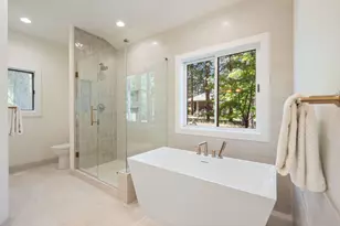 19375 Rim Lake Ct, Bend, OR 97702 - Photo 38