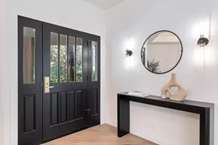 19375 Rim Lake Ct, Bend, OR 97702 - Photo 4