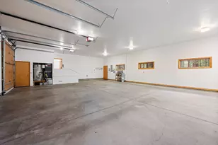 19375 Rim Lake Ct, Bend, OR 97702 - Photo 50