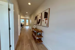 21412 SE Krakatoa Ct, Bend, OR 97702 - Photo 2