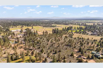 60360 Horse Butte Road, Bend, OR 97702 - Photo 54