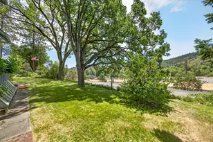 127 4th Ave, Gold Hill, OR 97525 - Photo 54