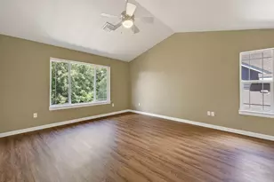 2044 NE Cradle Mountain Way, Bend, OR 97701 - Photo 18