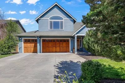 2044 NE Cradle Mountain Way, Bend, OR 97701 - Photo 38