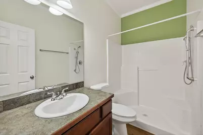 2044 NE Cradle Mountain Way, Bend, OR 97701 - Photo 16