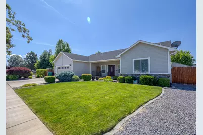5190 Briana Drive, Klamath Falls, OR 97603 - Photo 1