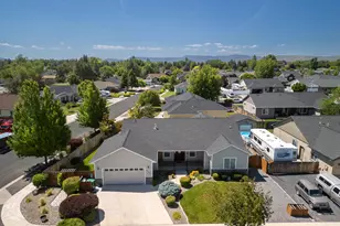 5190 Briana Dr, Klamath Falls, OR 97603 - Photo 4