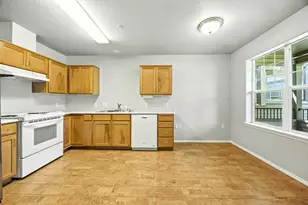 941 Mountain Meadows Cir, Ashland, OR 97520 - Photo 2