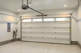 356 Randy St, Ashland, OR 97520 - Photo 40