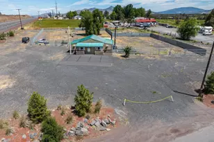 223 NW Oneil Way, Redmond, OR 97756 - Photo 1