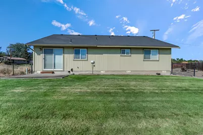 639 SE 10th Street, Madras, OR 97741 - Photo 20