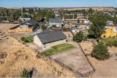 639 SE 10th Street, Madras, OR 97741 - Photo 28