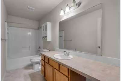 639 SE 10th Street, Madras, OR 97741 - Photo 12