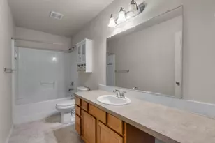 639 SE 10th St, Madras, OR 97741 - Photo 12