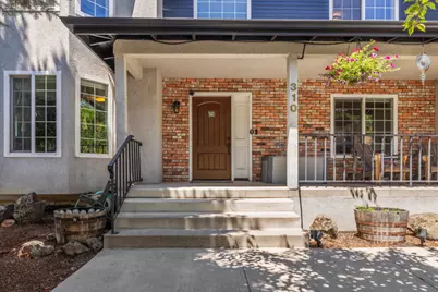 310 Mountain View Boulevard, Klamath Falls, OR 97601 - Photo 4