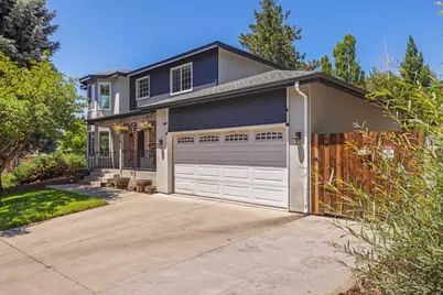 310 Mountain View Boulevard, Klamath Falls, OR 97601 - Photo 1