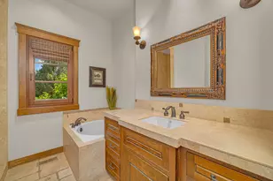 65885 Pronghorn Estates Dr, Bend, OR 97701 - Photo 32