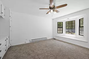 180 White Oak Dr, Cave Junction, OR 97523 - Photo 16