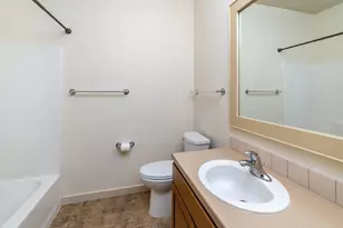 60943 Summerwood Way, Bend, OR 97702 - Photo 16