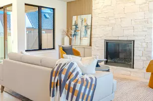 1142 NW Ochoa Dr, Bend, OR 97703 - Photo 12