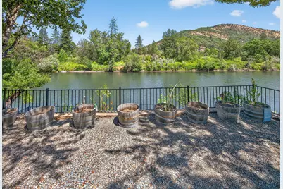 5508 Rogue River Highway, Gold Hill, OR 97525 - Photo 38