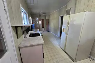 695 Lozier Ln, Medford, OR 97501 - Photo 22