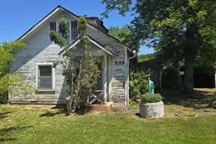 695 Lozier Ln, Medford, OR 97501 - Photo 12