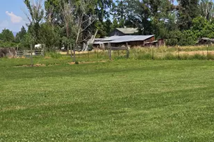 695 Lozier Ln, Medford, OR 97501 - Photo 8