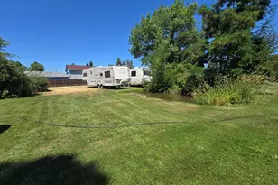 695 Lozier Ln, Medford, OR 97501 - Photo 4