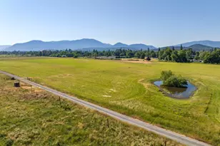 3290 Lower River Rd, Grants Pass, OR 97526 - Photo 10