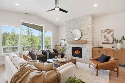 1367 NW Ochoa Drive, Bend, OR 97703 - Photo 2