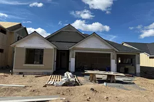 1361 NW Ochoa Dr, Bend, OR 97703 - Photo 2