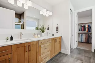 1361 NW Ochoa Dr, Bend, OR 97703 - Photo 6