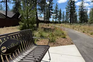 1361 NW Ochoa Dr, Bend, OR 97703 - Photo 12