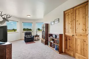 10934 SW Fleming Rd, Powell Butte, OR 97753 - Photo 18